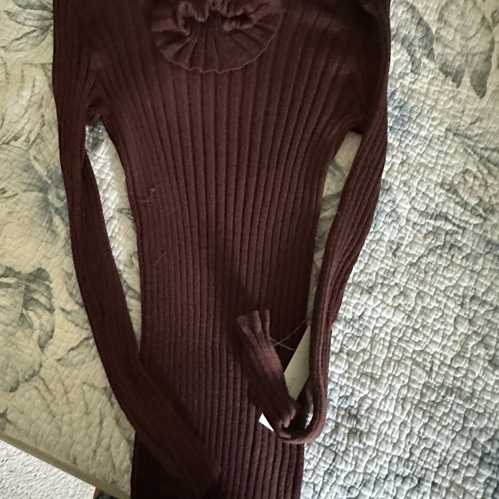 Vicini Brown Ribbed Knit Top